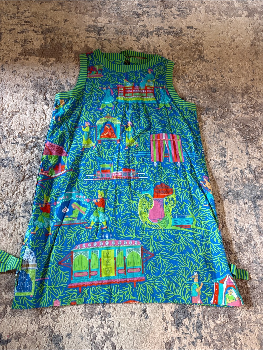 Gretchen Scott Designs Girls Size 10/12 Blue Scenic Print Dress.